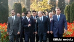 Shangai Cooperation Organization member states' prime ministers were gathered in the Tajik capital for the summit.