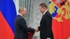 La Sankt Petersburg se reiau negocierile cu Gazprom