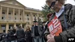 Протестите за поддршка на телевизијата Рустави два во Грузија. 