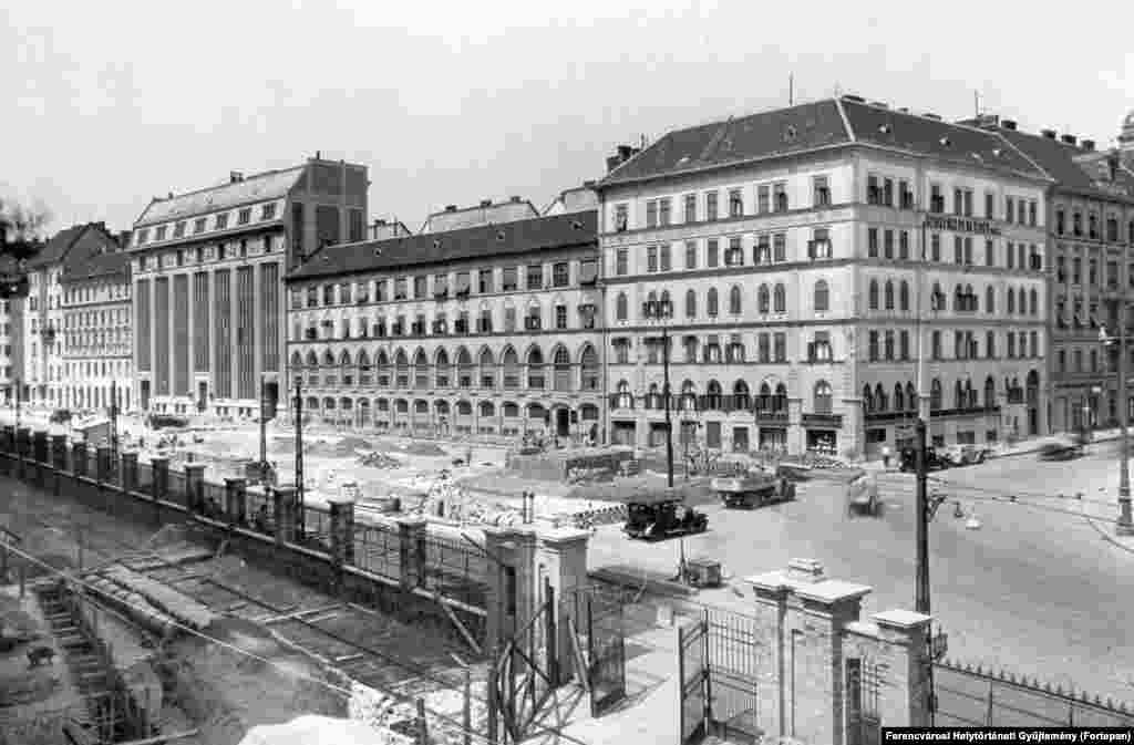 1930: изградба на улицата покрај брегот на реката Дунав во јужна Будимпешта.