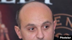 Глава парламентской фракции оппозиционной партии «Наследие» Степан Сафарян