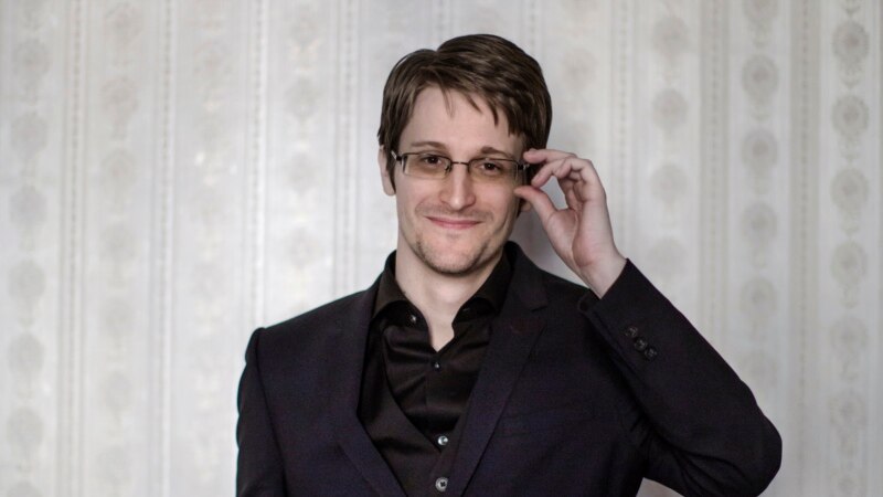Amerika tuži Snowdena zbog njegove knjige