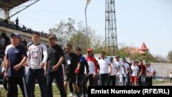"Мухаммед-Умар" жана башка спорт клубдардын балдары Оштогу турнирде. 