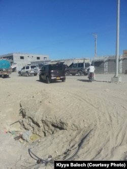 Gwadar's dusty roads are blocked during the movement of "Very Important Persons".