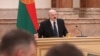 Аляксандар Лукашэнка падчас нарады аб «першачарговых мерах у забеспячэньню ўстойлівай працы эканомікі і сацыяльнай сфэры ва ўмовах сусьветнай эпідэміялягічнай сытуацыі». Менск, 23 красавіка 2020 году