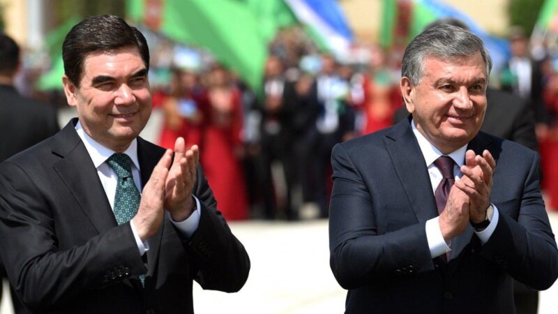 Özbek prezidenti Berdimuhamedowyň saparynda ýüze çykan bir ýagdaý sebäpli, gorag gullugynyň başlygyny çetleşdirdi