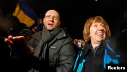 Верховний комісар ЄС Катрін Аштон і лідер парламентської фракції «Батьківщина» Арсеній Яценюк
