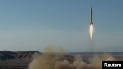 Запуск однієї з іранських ракет, 8 березня 2016 року