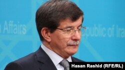Турскиот министер за надворешни работи Ахмед Давутоглу