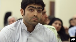 Jamali Fashi at his trial in Tehran in August