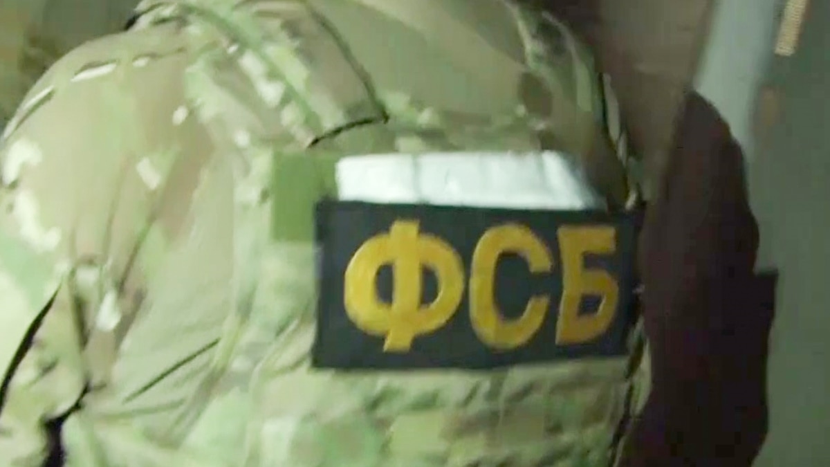 rossiyskie-siloviki-proveli-chetyre-obyski-u-svideteley-iegovy-v-aneksovanomu-krymu Российские силовики провели четыре обыски у «Свидетелей Иеговы» в анексованому Крыму