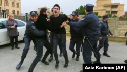 Задержание оппозиционных активистов в Баку (архив)