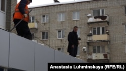Депутат Бондаренко на крыше поликлиники