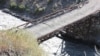 Мост в одном из самых труднодоступных сел Кыргызстана - Зардалы. Иллюстративное фото.