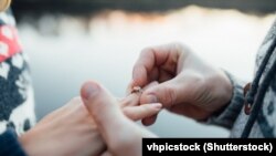 Üzük taxma, arxiv foto