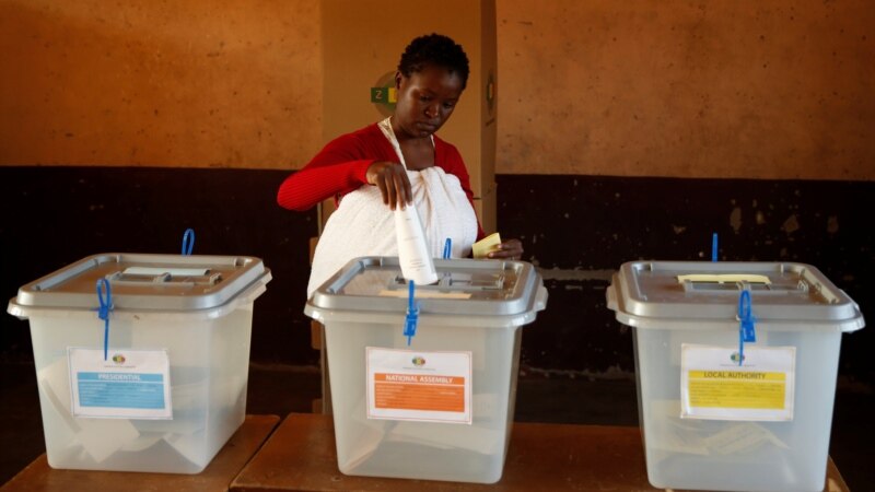 Ish-partia e Mugabes i fiton shumicën e votave