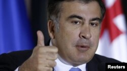 По мнению Марины Мусхелишвили, сегодняшняя встреча – попытка президента уйти от ответа на вопрос, заданный несколько дней назад премьером
