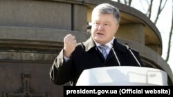 Петр Порошенко