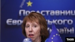 Catherine Ashton la conferința de presă dată la Kiev la 4 februarie