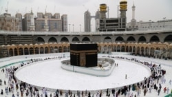 Саудовская Аравия просит мусульман не ехать в этом году в хадж