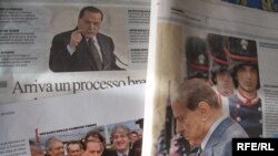 2009 рік для Берлусконі був переповнений гучними скандалами. За це італійське видання Rolling Stone визнало прем’єра рок-зіркою року