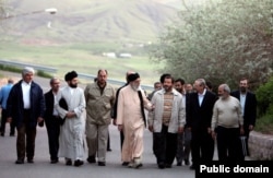 کوهپیمایی رهبر جمهوری اسلامی و نزدیکانش در آبیدر