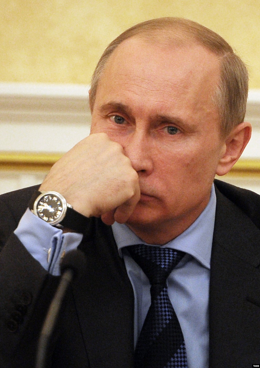 The Watch of Vladimir Putin: Blancpain Aqua Lung Grande Date - YouTube