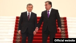 Эмомали Рахмон и Шавкат Мирзияев. Душанбе, 9 марта 2018 года