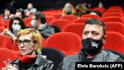 Nošenje zaštitnih maski u zatvorenom javnom prostoru je i dalje obavezno
