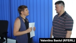 Liliana Barbăroşie în dialog cu Dumitru Mînzărari