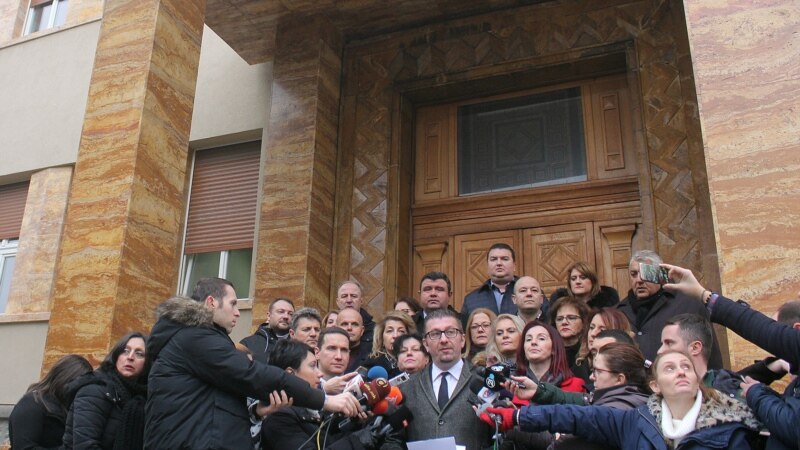 ВМРО-ДПМНЕ одлучува дали ќе се врати во Собранието