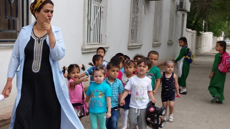 Ene-atalar çagalar baglaryndaky gödeklikden’ nägile bolýar