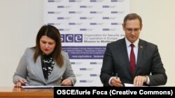 Negociatorii din partea Chişinăului şi Tiraspolului Cristina Lesnic, respectiv, Vitali Ignatiev, Chişinău, 15 februarie 2018