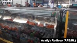 Turkmenistan. 'Fake' chicken meats appear in markets of Türkmenistan, Ashgabat, Dashoguz.