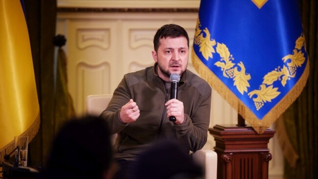 Zelensky: 1,300 ushtarë ukrainas janë vrarë