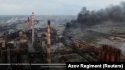 Rusia a bombardat fosta oțelărie de la Azovstal pentru a elimina ultimii luptători ucraineni din Batalionul Azov. Imagine publicată de ucraineni, 11 mai.