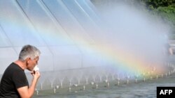 A Russian ice cream company has come under fire for it's multicolored advertisements, which one politician said "accustomed" children to the LGBT pride flag. (file photo)