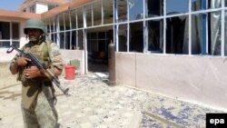 Сотрудник сил безопасности Афганистана. Иллюстративное фото.