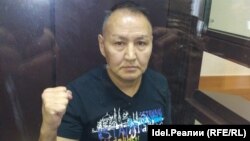 Башқұрт саясаткері, публицист Айрат Дильмухаметов сотта отыр.