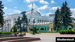 Здание Верховной Рады Украины в Киеве