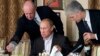 Пригожин приймає Путіна у своєму ресторані під Москвою, листопад 2011 року