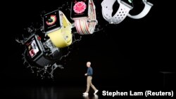 Apple мөдире Тим Кук акыллы сәгатьнең яңа модельләрен тәкъдим итә