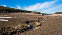 Водата в Студена се вижда в дъното на снимката