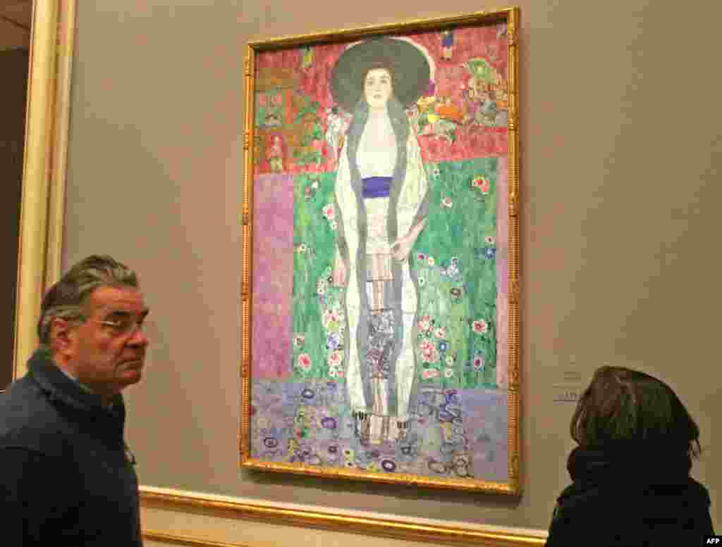 Другой&nbsp;портрет&nbsp;той же женщины кисти Густава Климта - продан в 2006 году примерно за $90 млн 