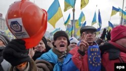 Kijev: Proevropski protesti ulaze u četvrtu sedmicu
