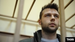 Илья Гущин, подозреваемый по «Болотному делу», во время рассмотрения ходатайства об аресте в Басманном суде, 7 февраля 2016 года