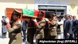 جنازۀ برید جنرال حاجی عبدالغفار احمدزی از محافظان رئیس جمهور افغانستان 