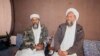 اسامه بن لادن و ایمن الظواهری، رهبران پیشین و کنونی القاعده. ثروت صالح شحاته از معاونان ایمن الظواهری بود که سال ۱۹۹۸ از جهاد اسلامی مصر به بن لادن پیوست.