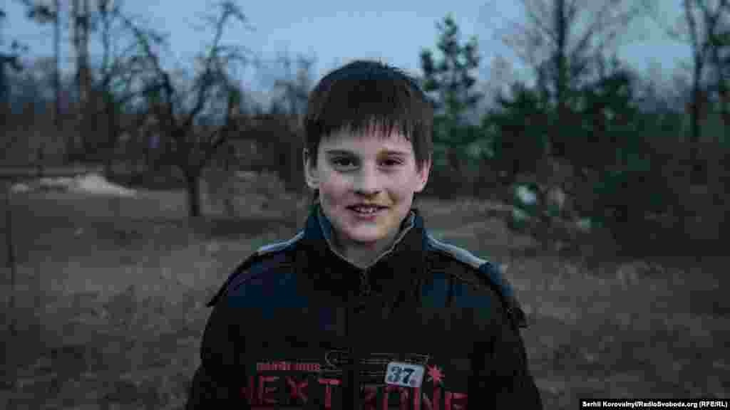 Mykhailo: “I want to become a chef. I would also like to go to America. I’d work in a restaurant there, make money for the family and buy a Mitsubishi.” 