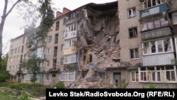 Зруйнований внаслідок бойових дій будинок, Слов'янськ, 7 липня 2014 року